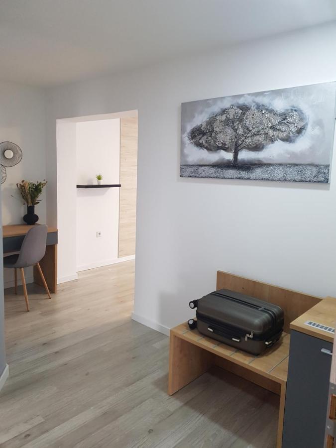 Rooms Vanteo Korenica Exterior photo