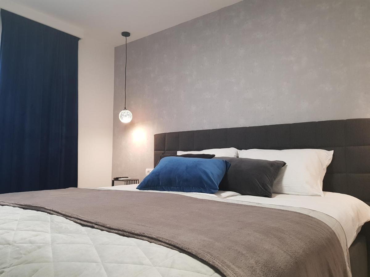 Rooms Vanteo Korenica Exterior photo