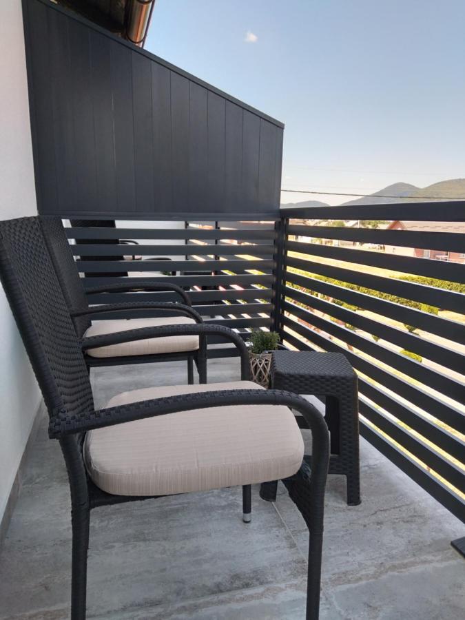 Rooms Vanteo Korenica Exterior photo